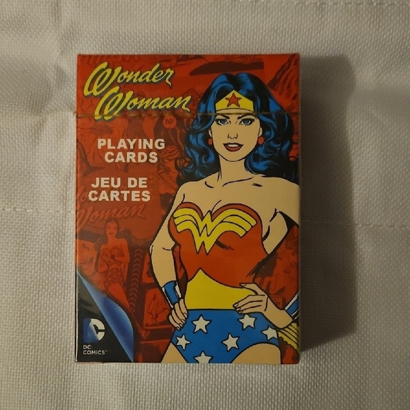 DC Comics Wonder Woman Playing Cards - Red, Blue, Yellow - Picture 1 of 2